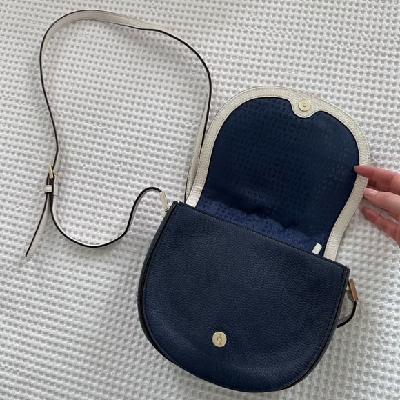 Authentic Kate Spade Crossbody Bag - Picture 2 of 5